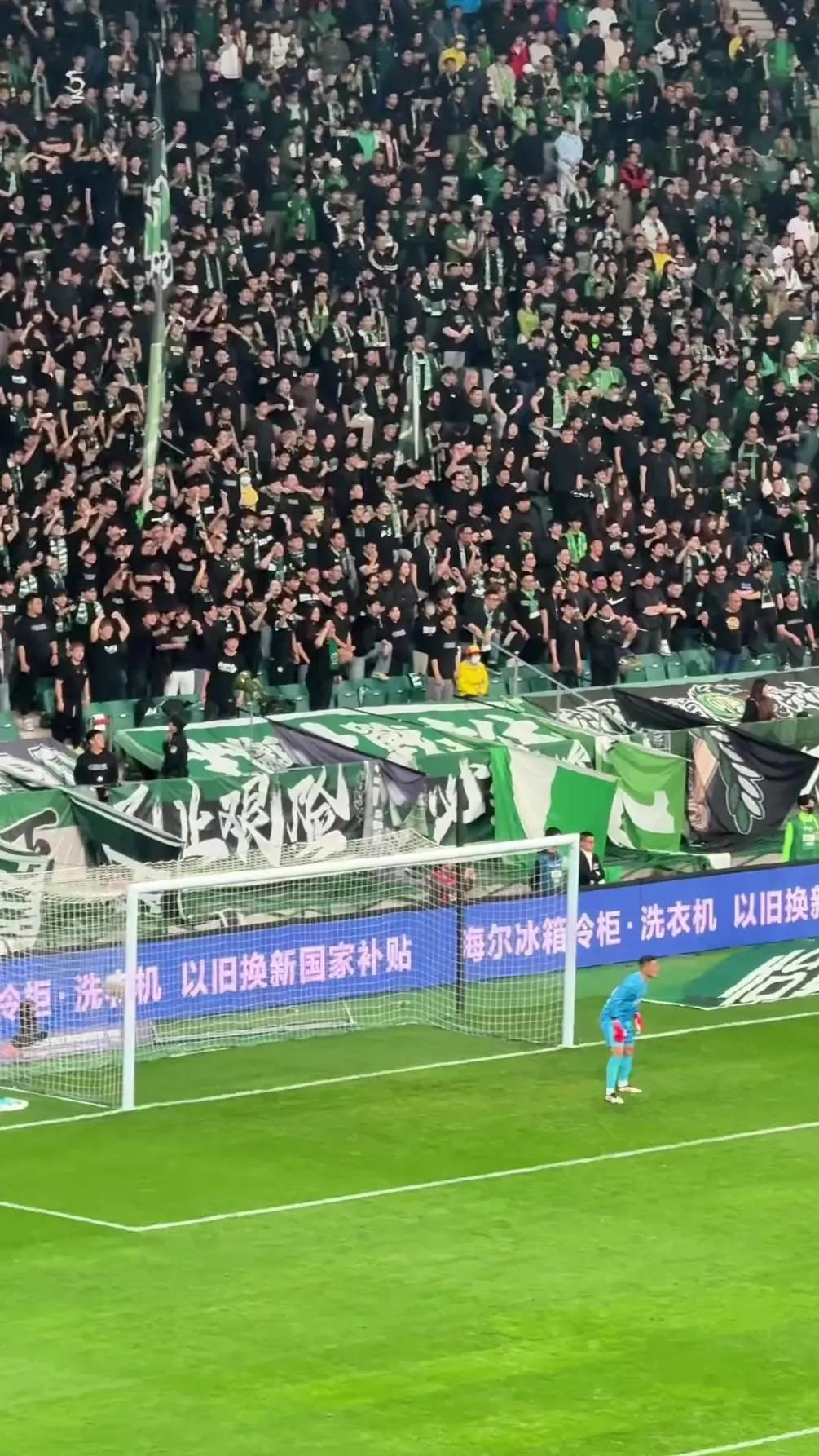 大连一方在主场战平山东鲁能，保持不败