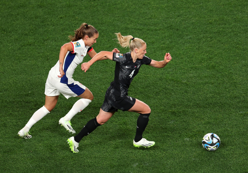 新西兰女足队宣布全队集训，备战重要比赛