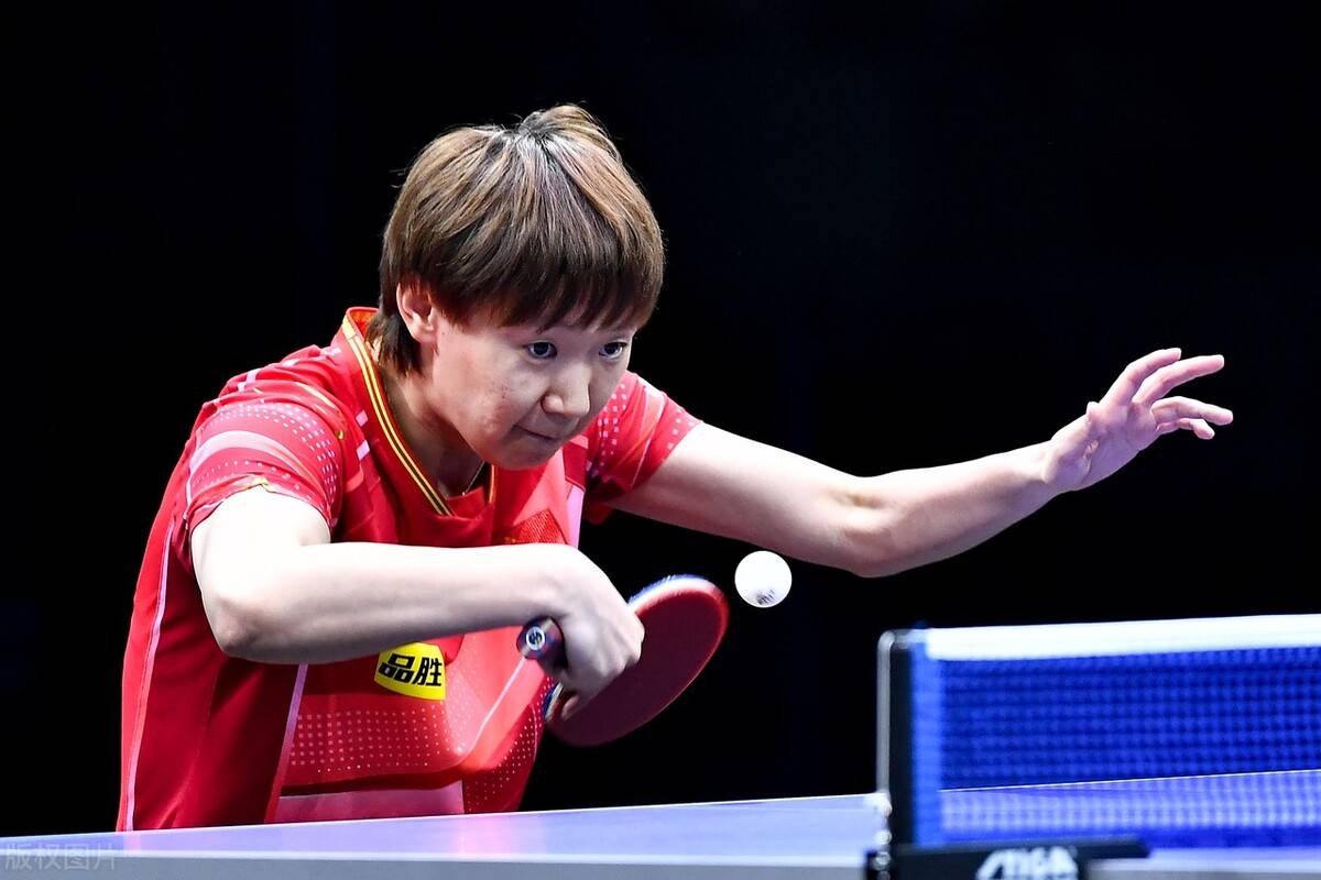 天津金鹰队客场胜利，成功逆转晋级