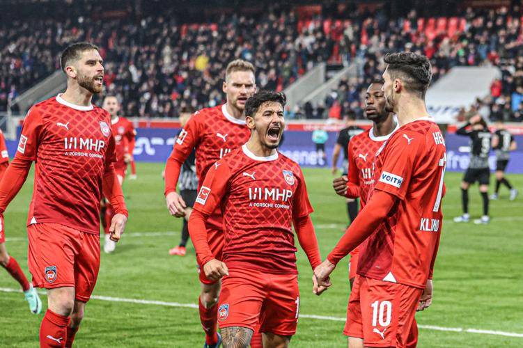 关于沃尔夫斯堡战胜对手,实现胜利终结的信息 关于沃尔夫斯堡战胜对手,实现胜利终结的信息