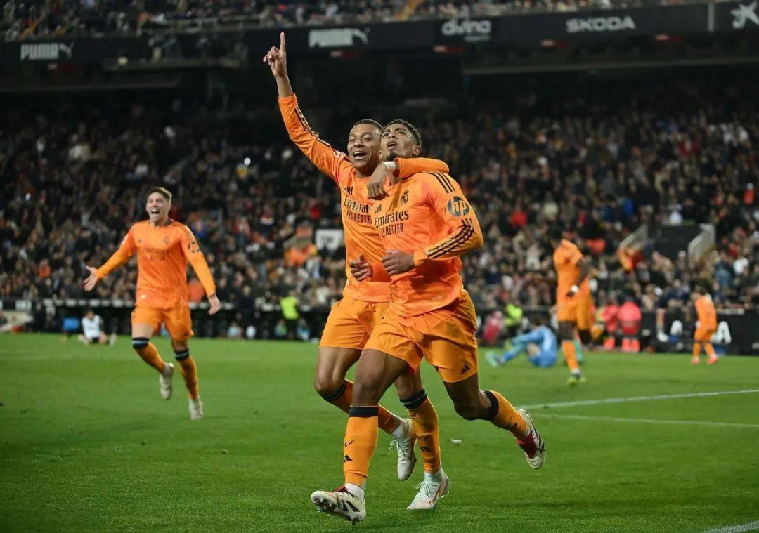 瓦伦西亚惨败,已成保级球队? 瓦伦西亚惨败,已成保级球队?