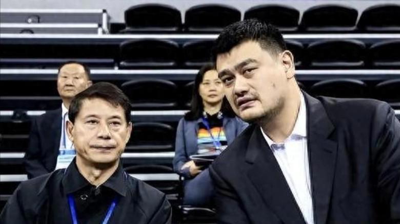 爱游戏入口-包含姚明受邀担任奥运会篮球评委，为运动员加油的词条